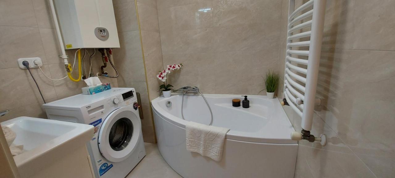 Hajdúszoboszló Amulett Suite Apartment מראה חיצוני תמונה