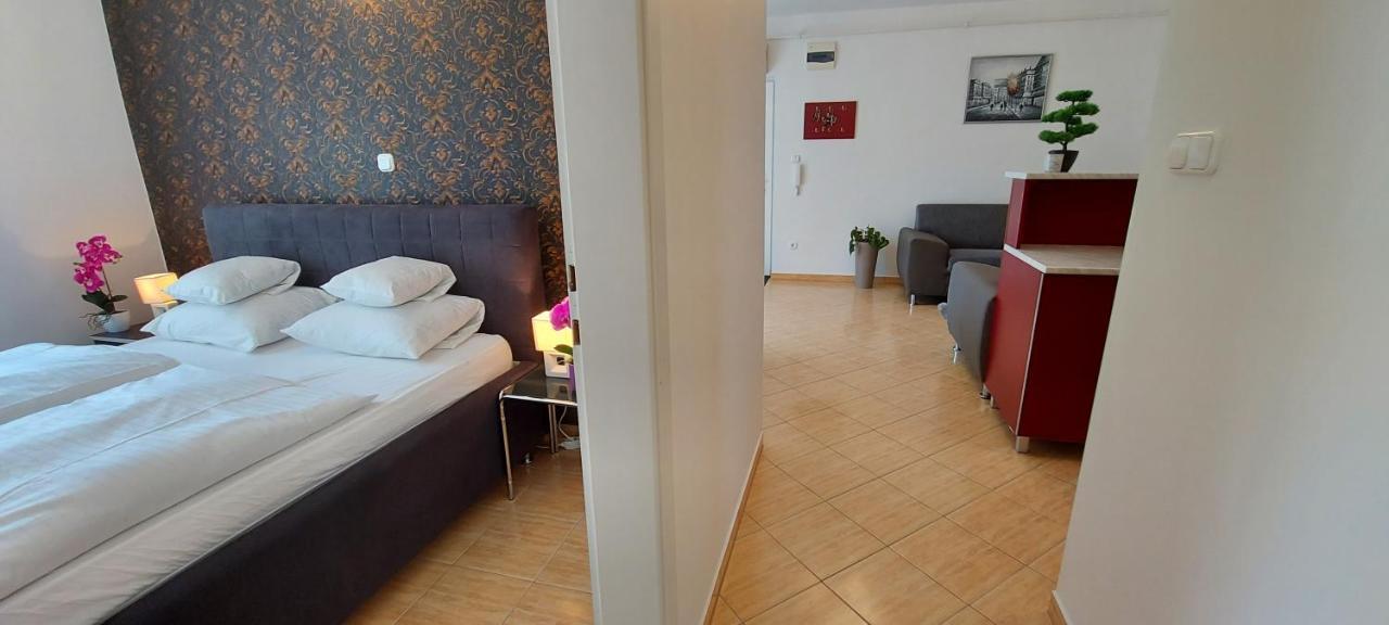 Hajdúszoboszló Amulett Suite Apartment מראה חיצוני תמונה