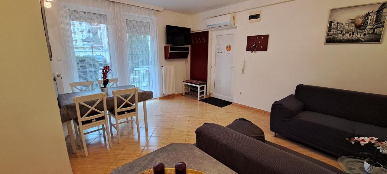 Hajdúszoboszló Amulett Suite Apartment מראה חיצוני תמונה