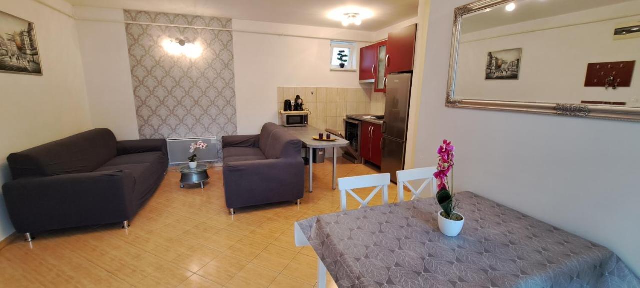 Hajdúszoboszló Amulett Suite Apartment מראה חיצוני תמונה